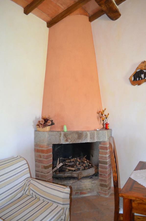 La Casina Degli Olivi Pensionat Seggiano Exteriör bild